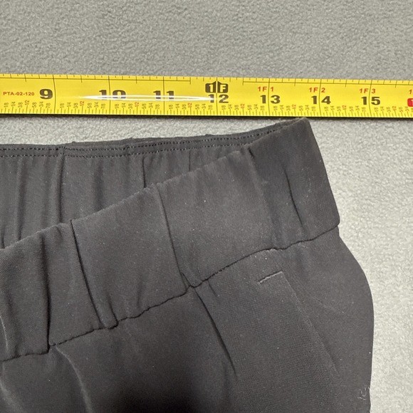 Lululemon Pants Womens 6 Black 23" Crop Jogger Stretch Pockets Drawstring Active - Picture 4 of 9